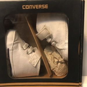 Crib shoes